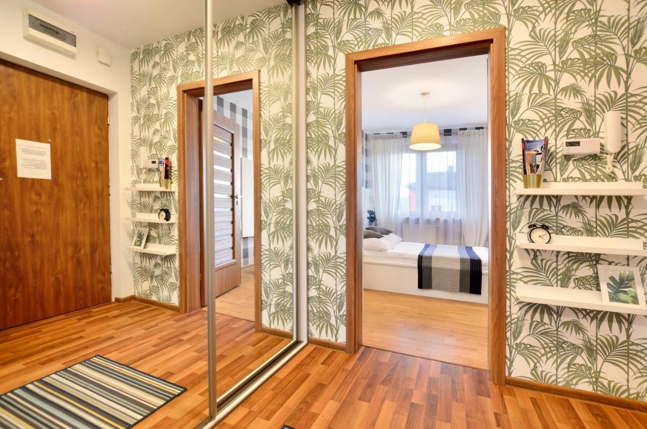 14 Apartment *